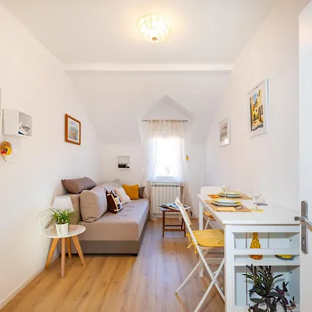 Apartment Mediterranean Terrace With Bikes & Sup Skradin