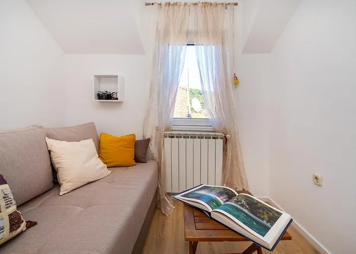 Mediterranean Terrace With Bikes & Sup *