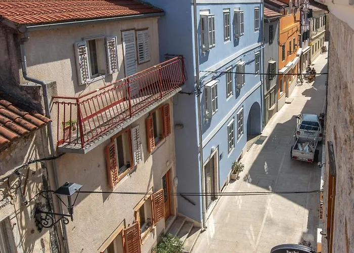 Daire Mediterranean Terrace With Bikes & Sup Skradin